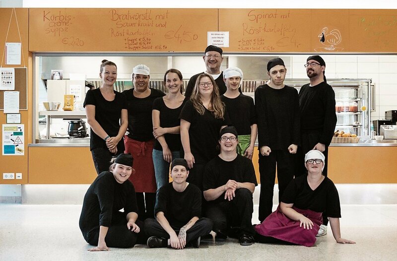 Das Team des Schulbuffets